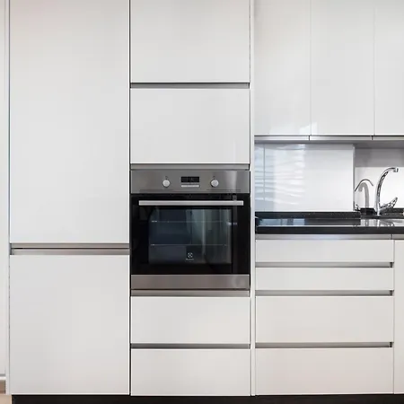Pyr By Alfresco Apartment